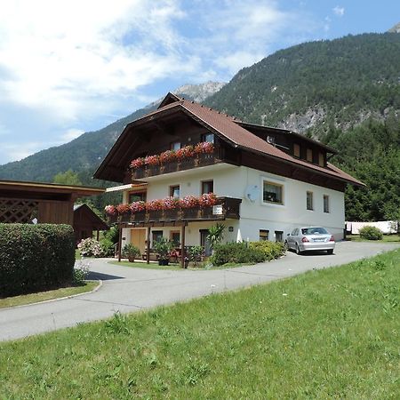 Haus Assinger Apartment Hermagor-Pressegger See Exterior photo