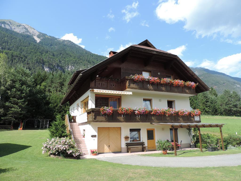 Haus Assinger Apartment Hermagor-Pressegger See Exterior photo